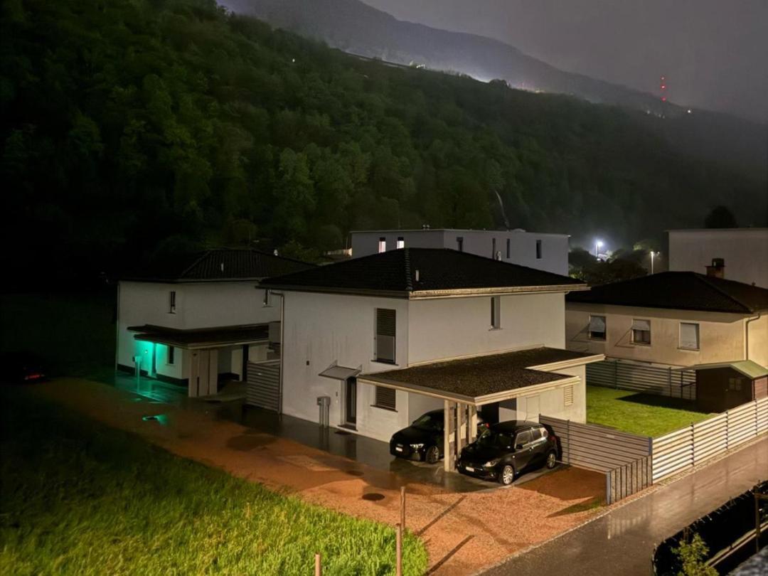 ホテル 33 Cadenazzo エクステリア 写真